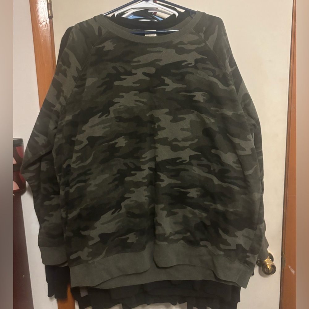 OpenTrails Camo sweatshirt